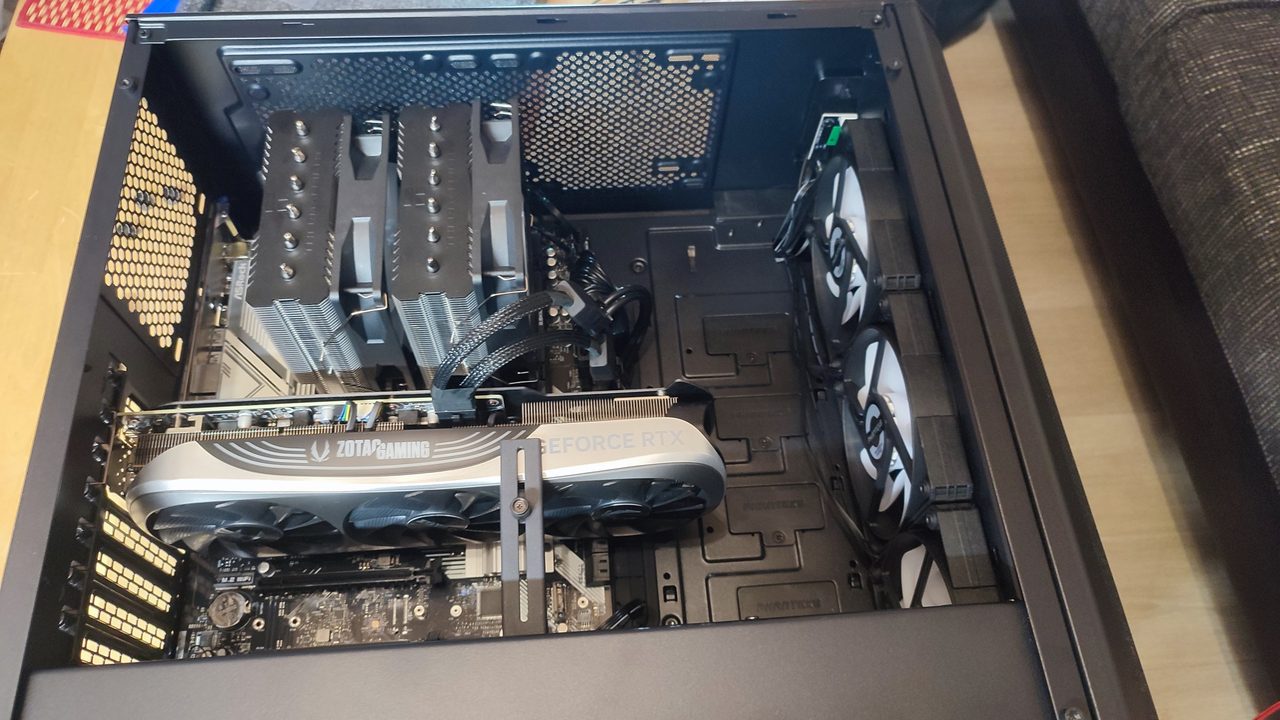 Sauberer RTX Custom-PC Build